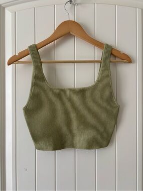 Babaton Aritzia Ribbed Cropped Tank Sage Green Size M Stretch Knit Square Neck